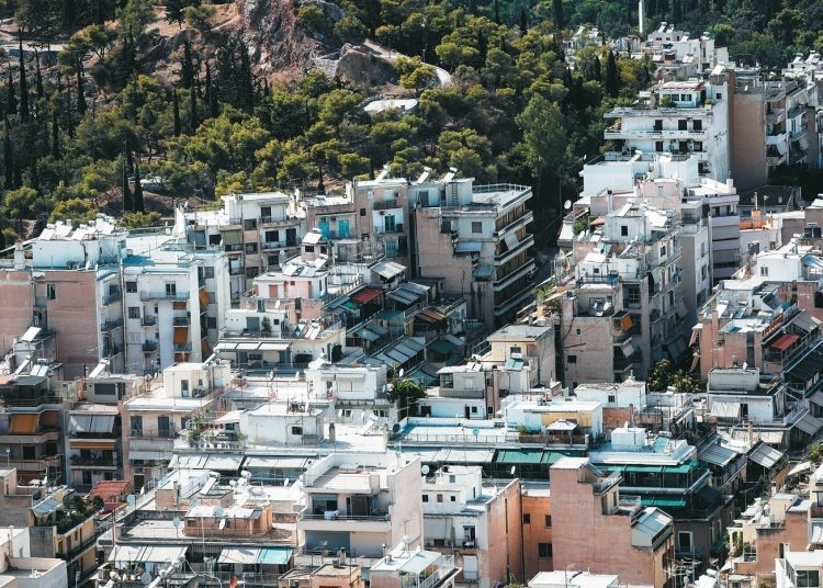 Πλάνο για νέο «Εξοικονομώ» με επίκεντρο τις ανακαινίσεις κατοικιών