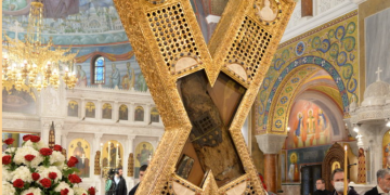 Η Πάτρα τιμά με λαμπρότητα τον Πολιούχο της, Άγιο Ανδρέα – Χιλιάδες πιστοί συρρέουν στον Ναό