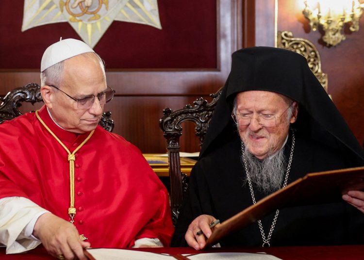 Στο Φανάρι ο Πάπας Λέων: Κοινό μήνυμα των προκαθημένων του Χριστιανισμού