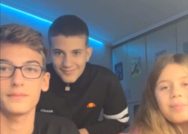 Από τον Πύργο στη Νέα Υόρκη-Μαθητές βραβεύτηκαν για ταινία που δημιούργησαν