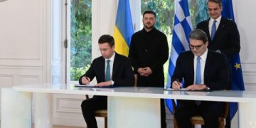 Συμφωνία Ελλάδας-Ουκρανίας για φυσικό αέριο-Τι σχεδιάζεται
