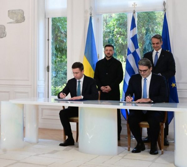 Συμφωνία Ελλάδας-Ουκρανίας για φυσικό αέριο-Τι σχεδιάζεται