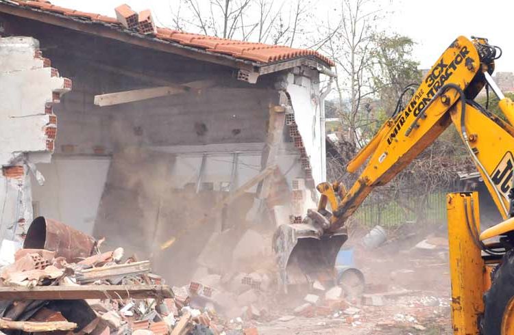 Ηλεία: Ξεκινούν κατεδαφίσεις σε αυθαίρετα-Ποιες περιοχές είναι στο στόχαστρο
