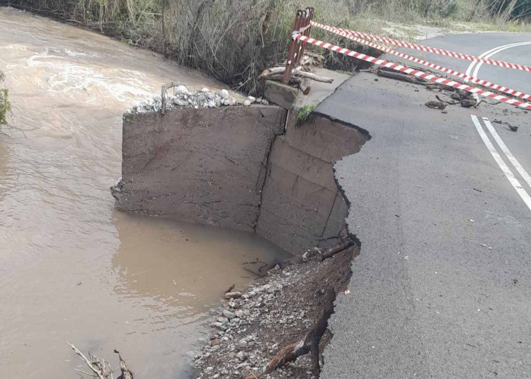 Ηλεία: Προβλήματα στις περιοχές με τα καμένα έφερε η κακοκαιρία ADEL