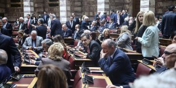 Κόλαση από «γαλάζιους» για τα ΕΛΤΑ: «Ποιοί είστε, πώς την είδατε; Ο κερατάς το μαθαίνει τελευταίος» – Απίστευτοι διάλογοι