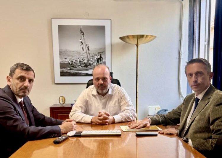 Α.Νικολακόπουλος: Ένταξη του καταρροϊκού στις αποζημιώσεις για να σωθεί ο κτηνοτροφικός τομέας