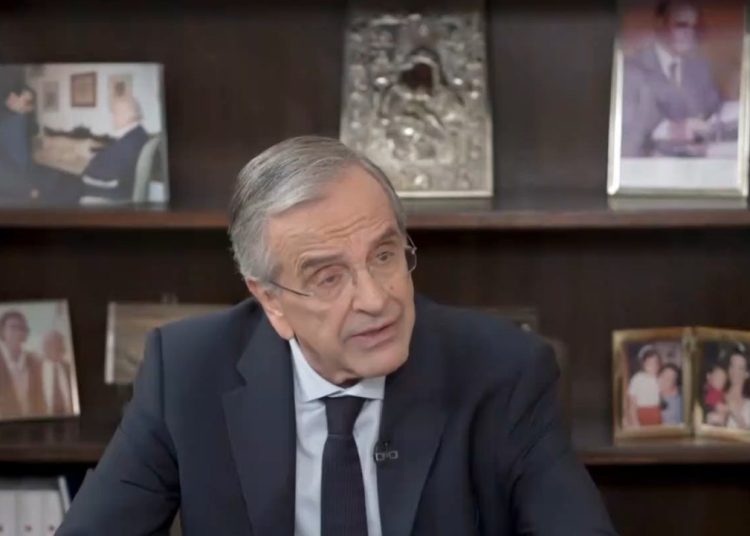 Σαμαράς κατά Μητσοτάκη: Μετέτρεψε τη ΝΔ σε μπλε υβρίδιο Σημιτικού ΠΑΣΟΚ