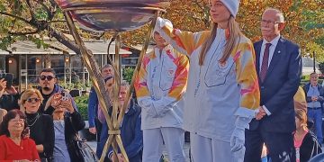 Εντυπωσιακή η υποδοχή της Ολυμπιακής Φλόγας στον Πύργο