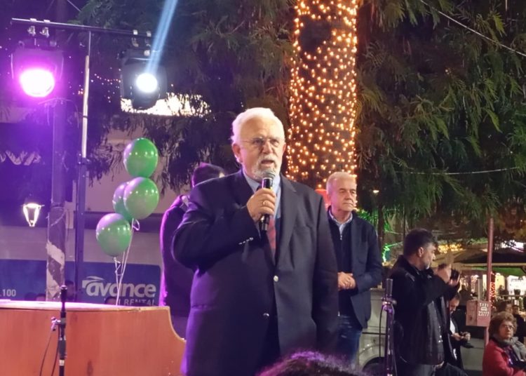 Η Αμαλιάδα άναψε το φως των Χριστουγέννων – Εντυπωσιακή έναρξη των εορταστικών εκδηλώσεων του Δήμου Ήλιδας