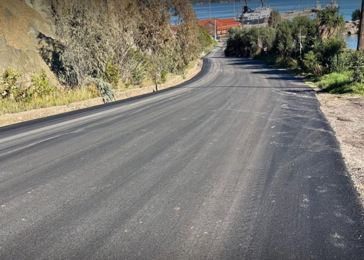 Κατάκολο: Νέα άσφαλτος στο δρόμο προς το βουνό μετά από χρόνια παραμέλησης
