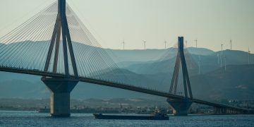 Γέφυρα Ρίου – Αντιρρίου: Έρχονται αυξήσεις στα διόδια – Ο νέος τιμοκατάλογος