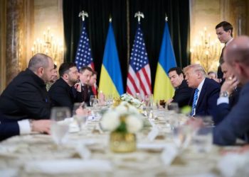 Συνάντηση Τραμπ – Ζελένσκι: Τι θέλει να πετύχει η κάθε πλευρά για το 2026