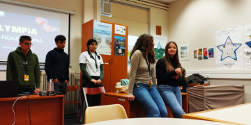 2ο Γυμνάσιο Πύργου: Τα μέλη της Κριτικής Επιτροπής Νέων 28ου Φεστιβάλ Κινηματογράφου Ολυμπίας στο σχολείο