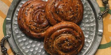 Αρμένικα γλυκά ψωμάκια με ταχίνι