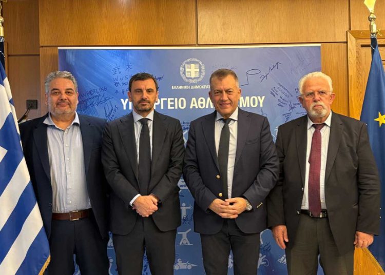 Α. Νικολακόπουλος: “Συνεχές το ενδιαφέρον και η στήριξη Βρούτση για το Κλειστό Αμαλιάδας”