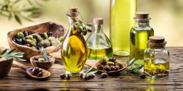 Ελαιόλαδο: Βουτιά στις τιμές παραγωγού – Αντέχουν οι ελιές, παρά τον συναγερμό λόγω δασμών