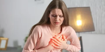 Έμφραγμα μυοκαρδίου: Ποιοι κινδυνεύουν περισσότερο – Τα συμπτώματα που δεν πρέπει να αγνοούμε