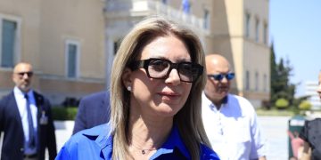 Eτοιμάζει κόμμα η Μαρία Καρυστιανού-Δεν θέλει επαφή με το πολιτικό σύστημα, θα κάνει κάτι νέο και μεγάλο