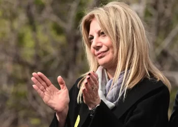 Μαρία Καρυστιανου: Απάντηση κόλαφος στην ΑΑΔΕ και τον Πιτσιλή