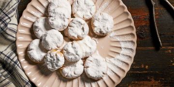 Κουραμπιέδες: 28 συνταγές για να τους απολαύσουμε τις γιορτές