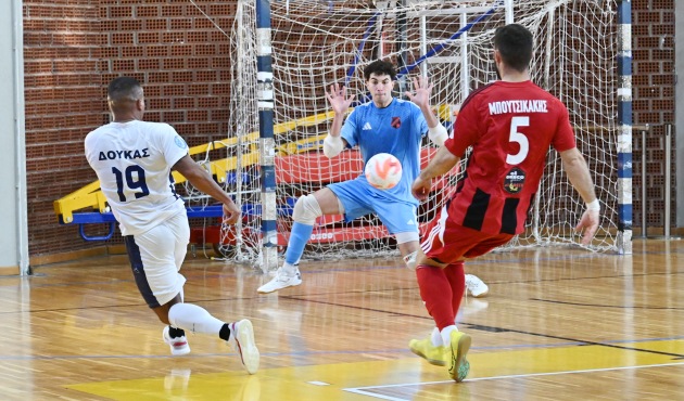 Ποδόσφαιρο Σάλας: Εκτός έδρας ήττα του Πύργου με ανατροπή στην 14η μέρα της S.L. – Η εικόνα, βαθμολογία και συνέχεια