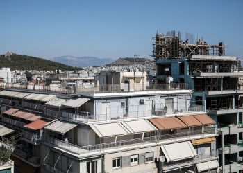 Fast track εξώσεις: Από πότε οι ιδιοκτήτες θα παίρνουν πίσω τα σπίτια τους χωρίς δικαστήριο