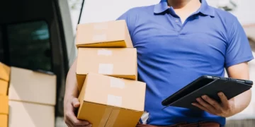 Το 85% των Ελλήνων ψωνίζει από ασιατικές πλατφόρμες: Αψηφούν τους κινδύνους, προτιμούν ρούχα, παπούτσια, ηλεκτρονικά και είδη για το σπίτι