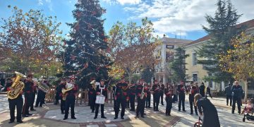 ΠΥΡΓΟΣ: Χριστουγενειάτικες νότες από την Φιλαρμονική Λεχαινών