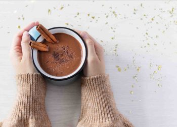 Ζεστά ροφήματα: Διάφορες συνταγές για τις νύχτες του χειμώνα