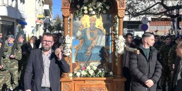 Με λαμπρότητα και κατάνυξη η Αμαλιάδα τίμησε τον Πολιούχο της Άγιο Αθανάσιο