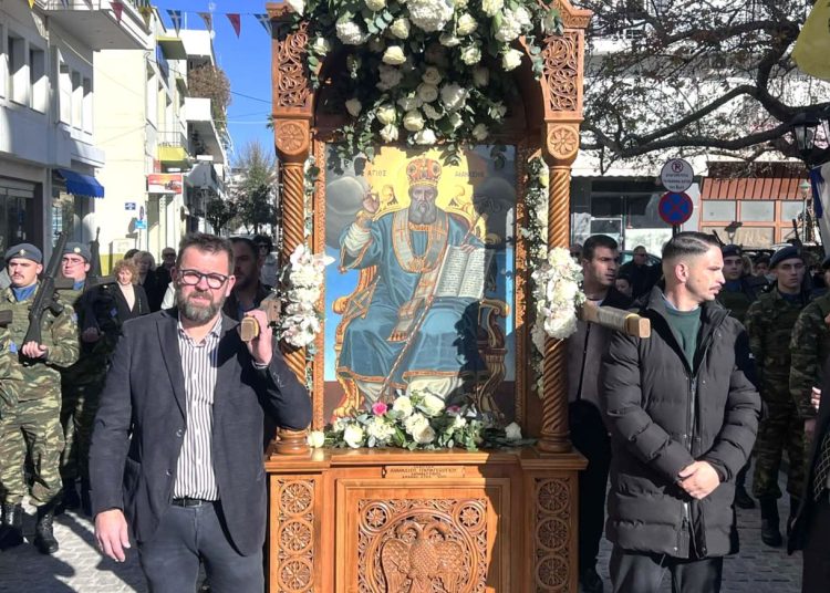 Με λαμπρότητα και κατάνυξη η Αμαλιάδα τίμησε τον Πολιούχο της Άγιο Αθανάσιο