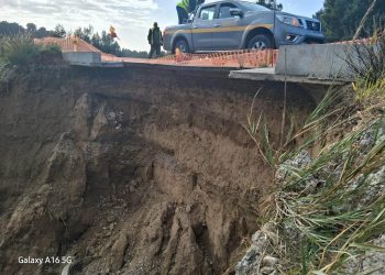 Καθίζηση στο δρόμο Φραγκαπηδήματος-Τριανταφυλλιά-Ένα έργο του 2023 που καταρρέει