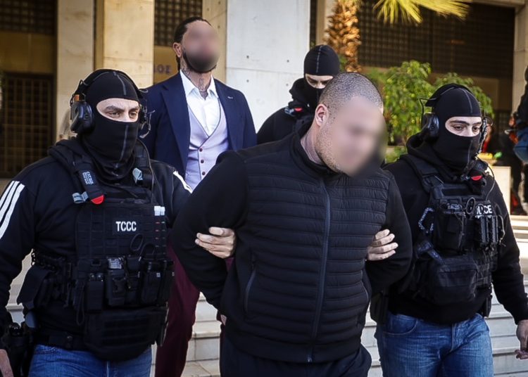 Ανατροπή στην υπόθεση της Φοινικούντας: Ο 22χρονος ανιψιός φέρεται να είναι ο δολοφόνος – Τον «έκαψε» το ChatGPT