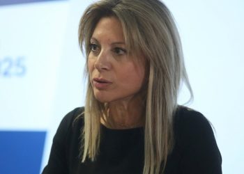 Άρχισε το βραχυκύκλωμα στην Αντιπολίτευση από το “κόμμα Καρυστιανού”