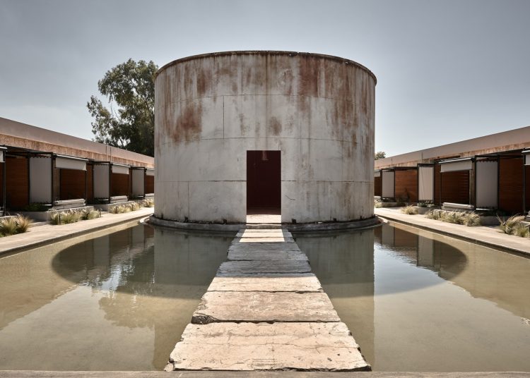 Νίκος Καραφλός, Dexamenes: “Τι κάνεις με αυτό που ο κόσμος θεωρεί τελειωμένο” – Η ιστορία μιας case-study μεταμόρφωσης στην Ηλεία