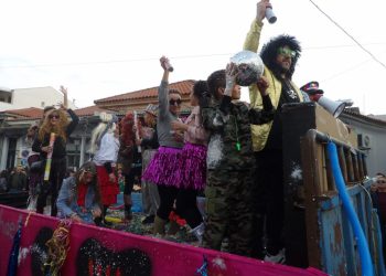 Κρέστενα: Την Κυριακή 22 Φεβρουαρίου η μεγάλη Καρναβαλική παρέλαση