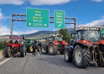 Άνοιξαν οι αγρότες μετά από ενάμιση μήνα την Περιμετρική Πάτρας