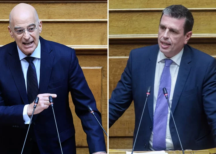 Έντονος διάλογος Δένδια – Καιρίδη στο καφενείο της Βουλής μετά το επεισόδιο με την Κωνσταντοπούλου