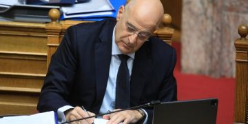 Δένδιας για ενδεχόμενη κούρσα διαδοχής στη ΝΔ: Δεν θα αρνηθώ να υπηρετήσω την πατρίδα μου