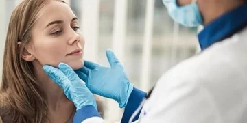 Προειδοποίηση για μεγάλο κύμα γρίπης στα μέσα Ιανουαρίου: «Ενας στους δέκα νοσηλεύεται»