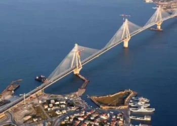 «Άνοιξε» ξανά η Γέφυρα Ρίου – Αντιρρίου: Κανονικά η διέλευση όλων των οχημάτων