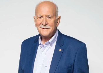 Πέθανε ο δημοσιογράφος Γιώργος Παπαδάκης