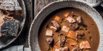 Σούπες του χειμώνα: Συνταγές για τις πιο θερμαντικές σούπες