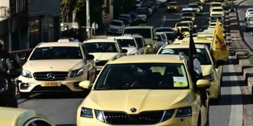Απεργία διαρκείας ξεκινούν τα ταξί από την Τρίτη 13 Ιανουαρίου