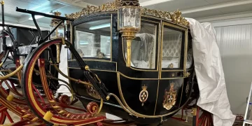 Τατόι: Άμαξες, πολυτελή αυτοκίνητα και έπιπλα ανάμεσα στα 100.000 πολύτιμα αντικείμενα που διασώθηκαν και συντηρήθηκαν