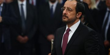 Πολιτικό σκάνδαλο – βόμβα στην Κύπρο Βίντεο με συνομιλίες για μίζες στον Πρόεδρο Χριστοδουλίδη