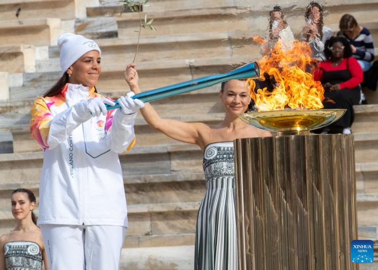 Η Ολυμπιακή Φλόγα ανάβει σήμερα στο Μιλάνο για τους Χειμερινούς Αγώνες