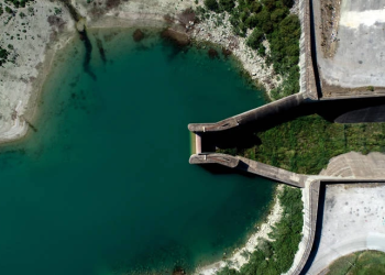 Λίμνη Πηνειού: Σε χρόνο ρεκόρ προσδιορίστηκε η δικάσιμος  για τα φωτοβολταϊκά στο ΣτΕ