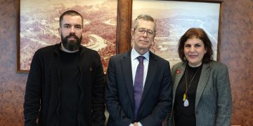 Συνάντηση μελών της Συμπολιτείας Ολυμπίας με τον Πρόεδρο της ΔΟΑ καθηγητή Τσολάκη