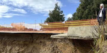 Τριανταφυλλιά: Κατέρρευσε ο δρόμος προς το εργοστάσιο απορριμμάτων-Σε κίνδυνο η αποκομιδή σκουπιδιών